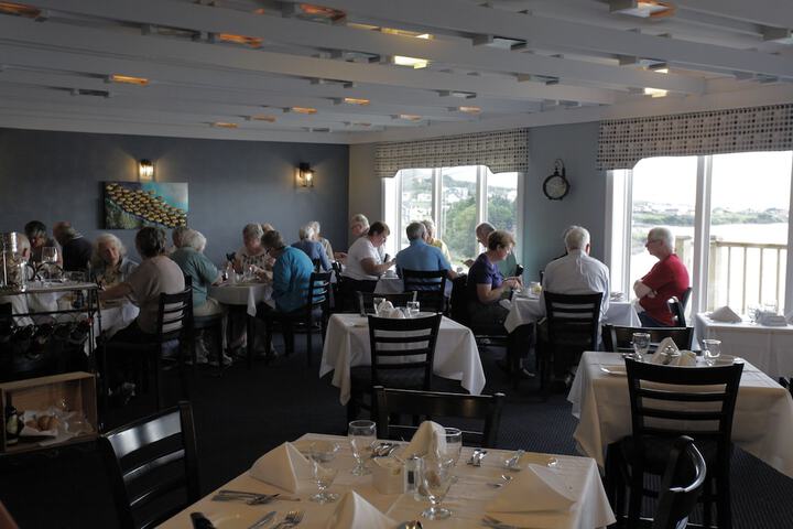 Dining 81 of 93