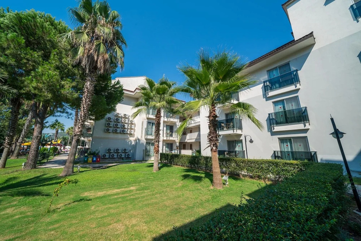 Hero Image 1 of 20