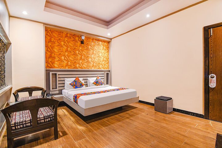 Room 21 of 53