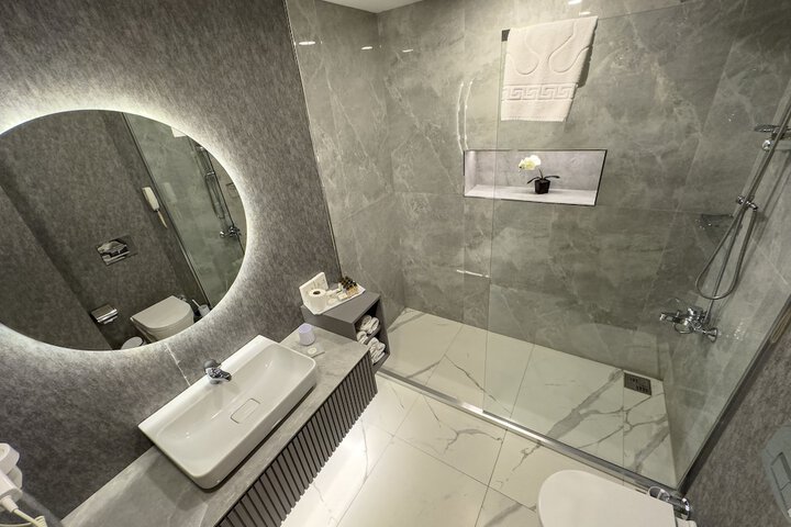 Bathroom Interior Photo