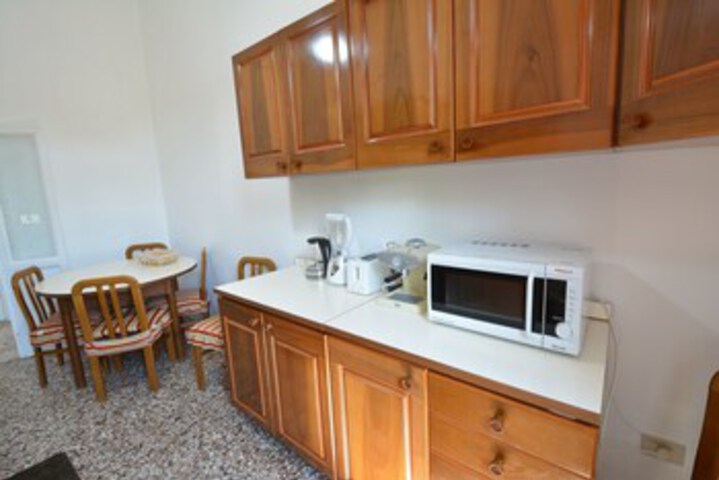 Room 17 of 20