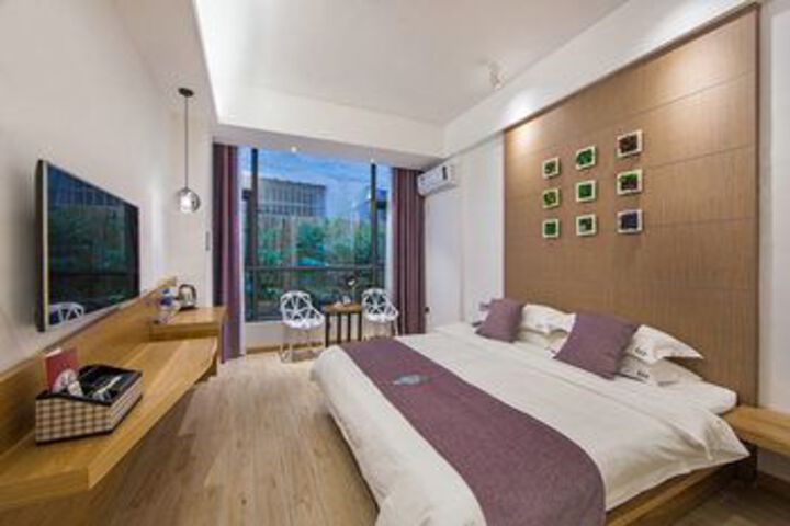 Room 95 of 156