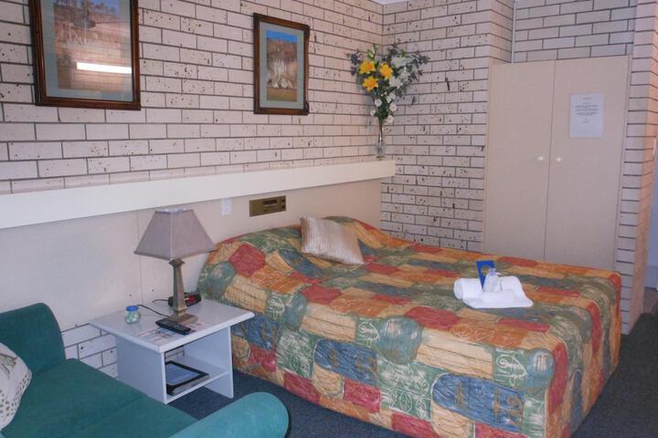 Room 15 of 43
