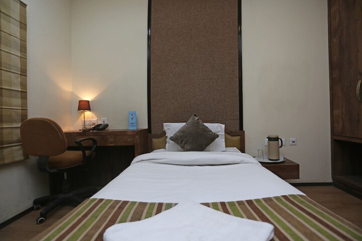 Room 53 of 92