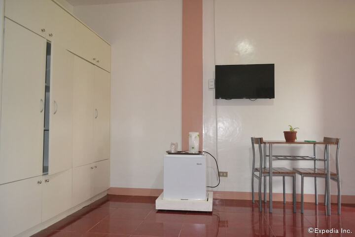 Room 16 of 62