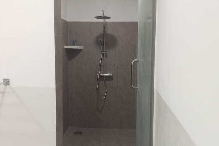 Room 32 of 47