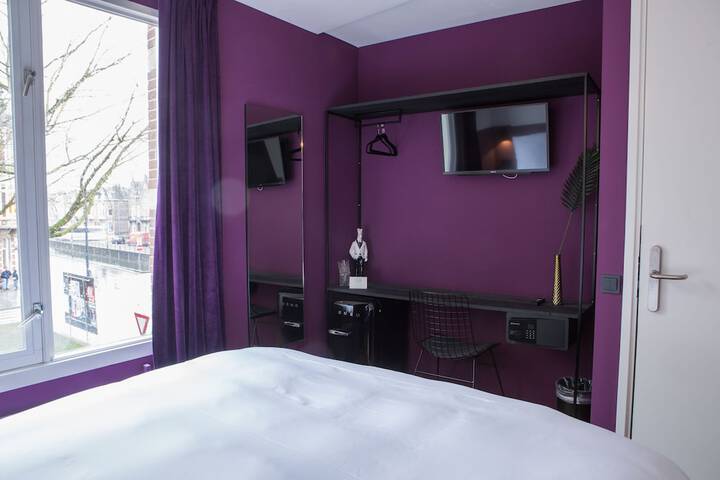 Room 20 of 61