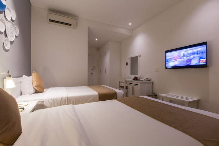 Room 22 of 53