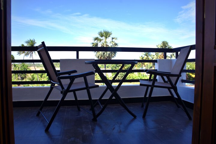 Terrace/Patio 12 of 12