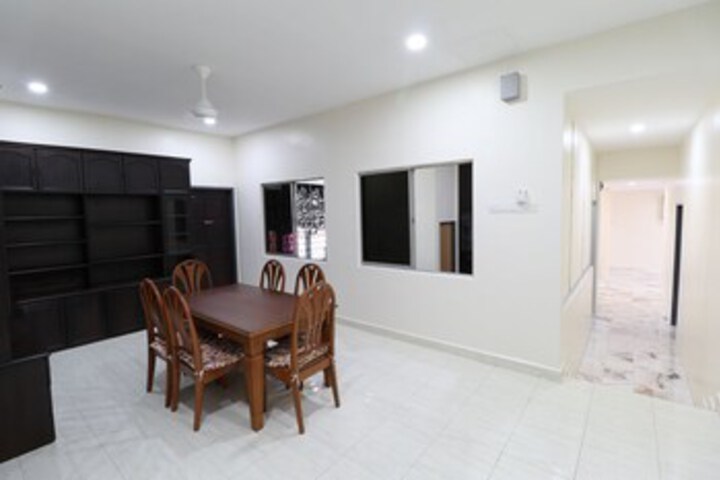 Room 16 of 23
