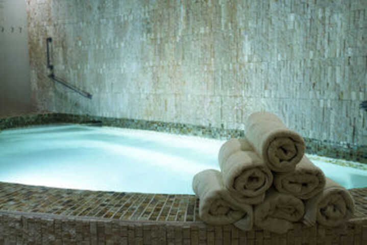 Spa 35 of 36