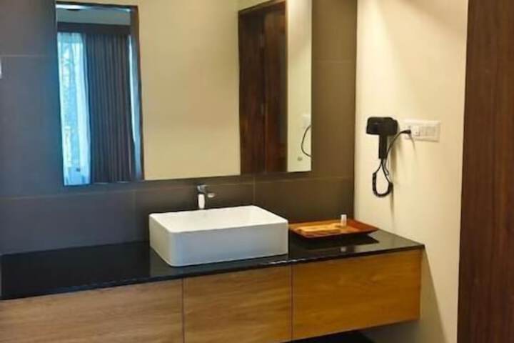 Room 75 of 138
