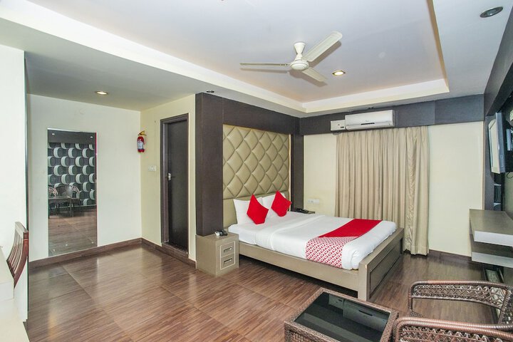 Room 16 of 18
