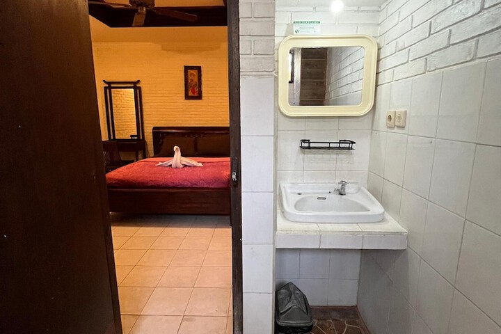 Room 36 of 51