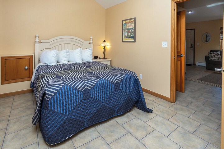 Room 28 of 130
