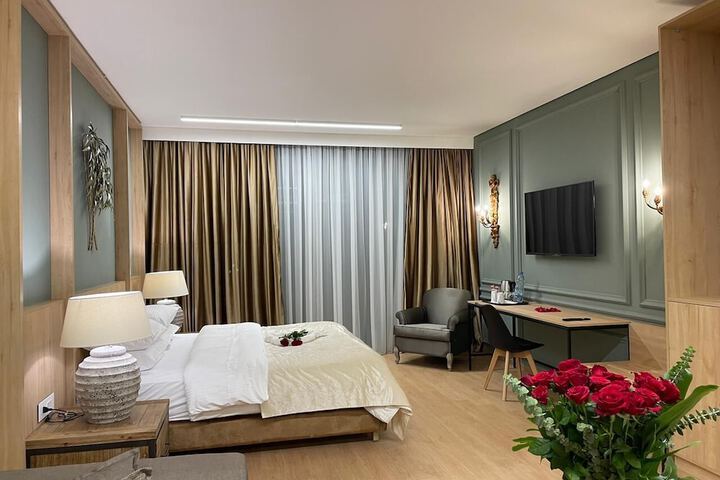 Room 26 of 49