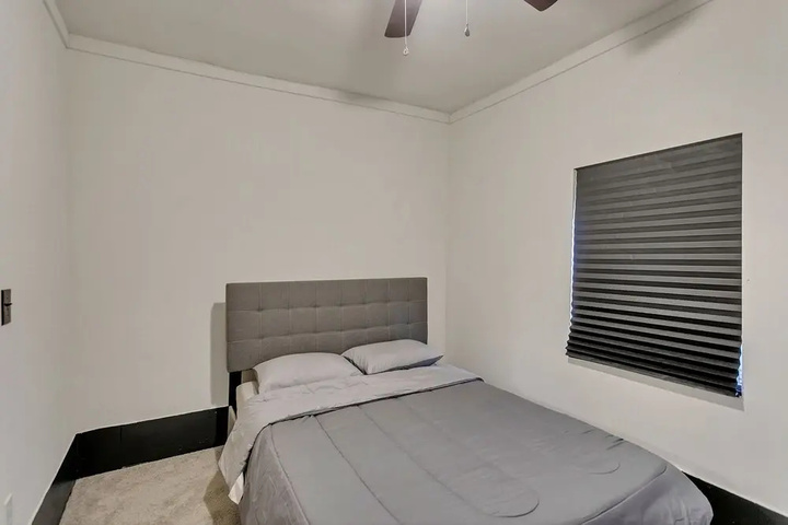Image of Cozy Charming Two-story Home Great For Long Stays 3 Bedroom Home by RedAwning