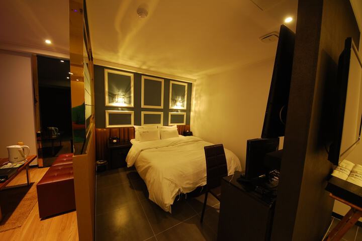 Room 20 of 44