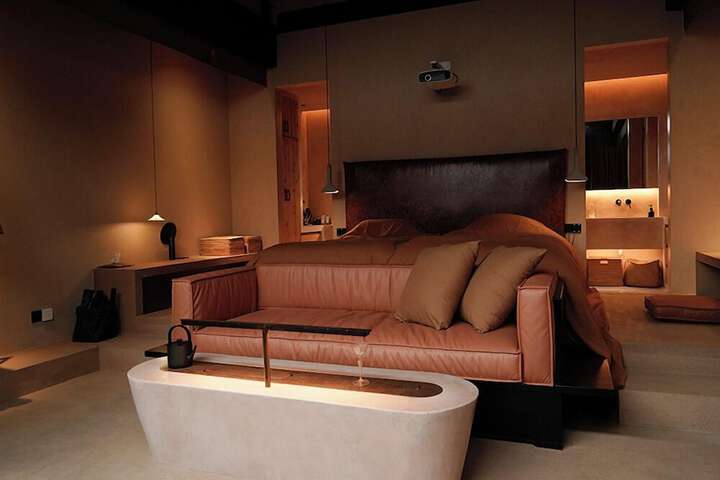Room 29 of 128