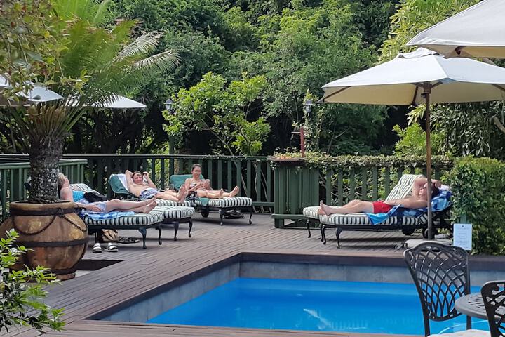 Pool 65 of 100