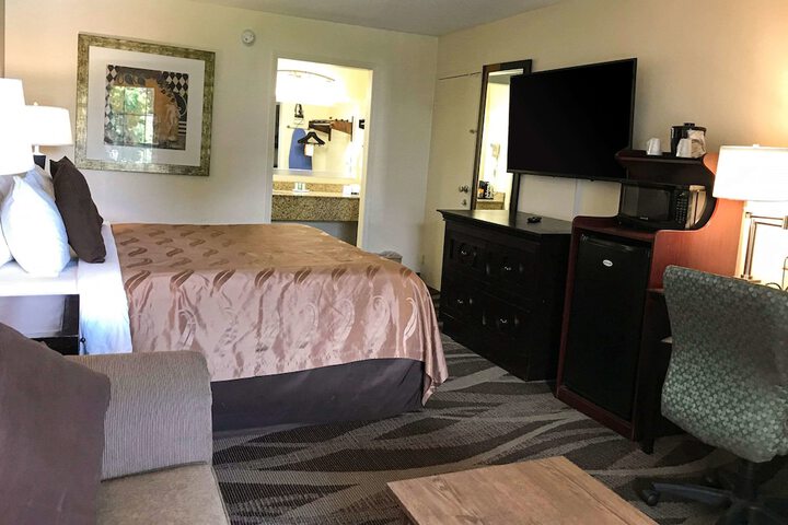 1 King Bed Upgrade (17 of 20)