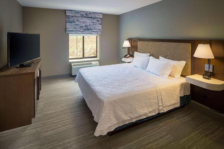 1 King Bed (18 of 22)
