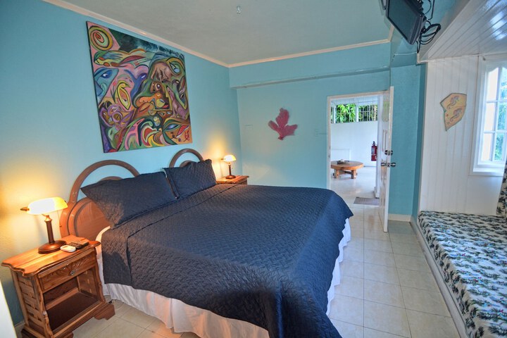 Room 12 of 50
