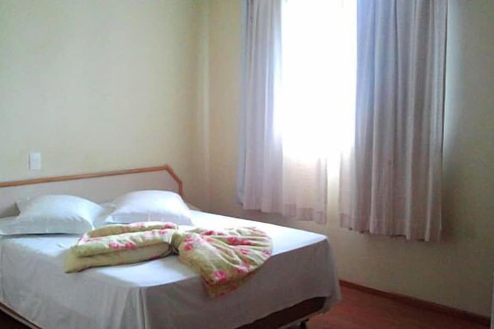 Room 10 of 26