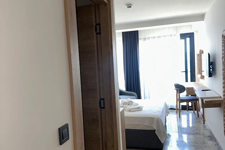 Room 12 of 59