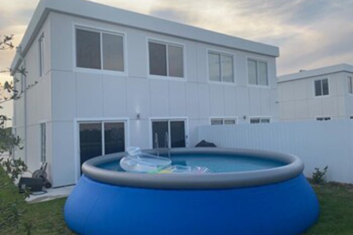 Pool 16 of 34
