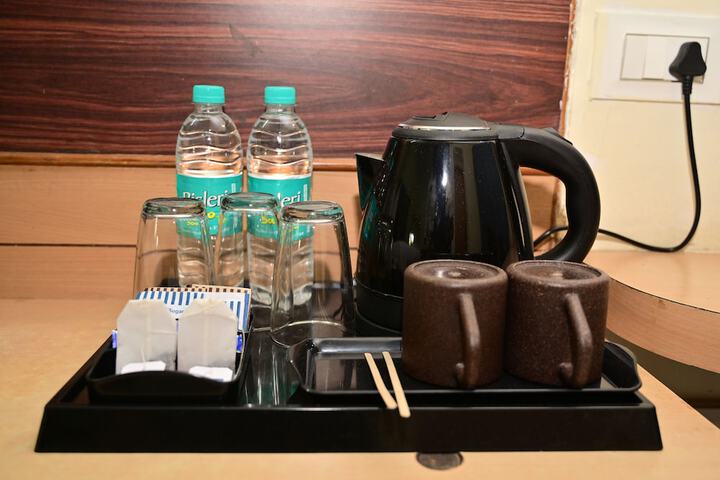 Breakfast/Coffee Service 13 of 17