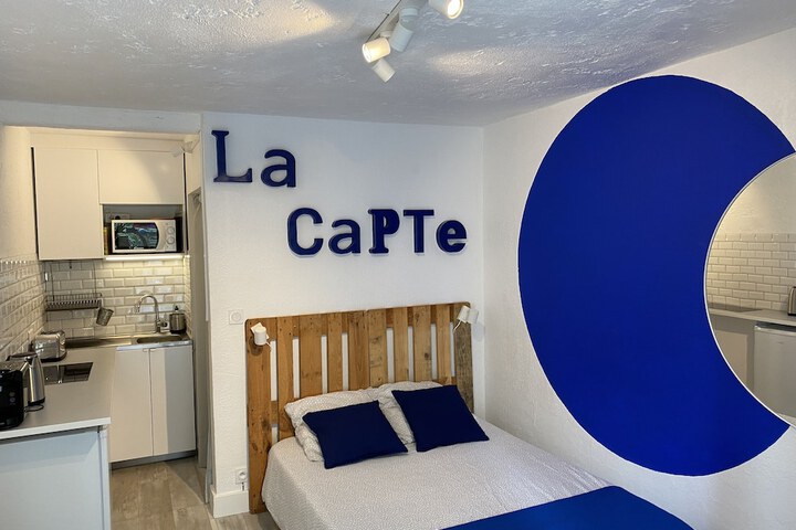 Room 2 of 48