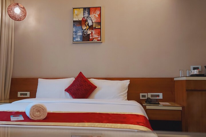 Room 8 of 43