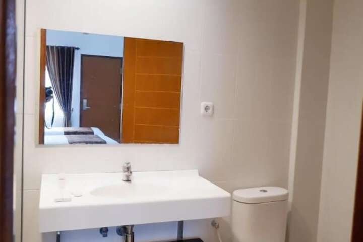 Room 15 of 30