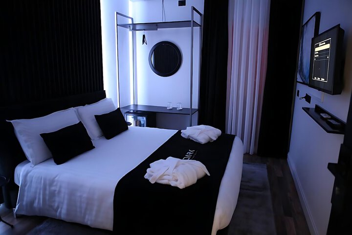 Room 3 of 35