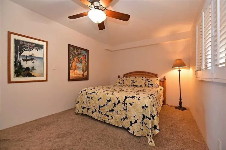 Room 2 of 22