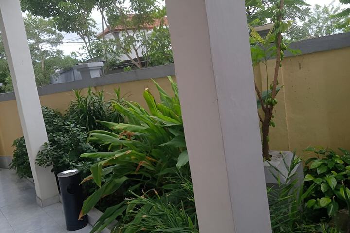 Hotel Exterior 126 of 127
