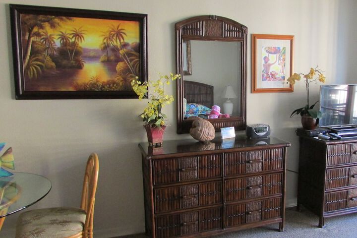 Room 27 of 484