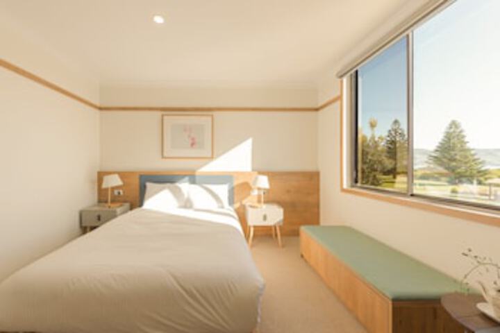 Room 40 of 111