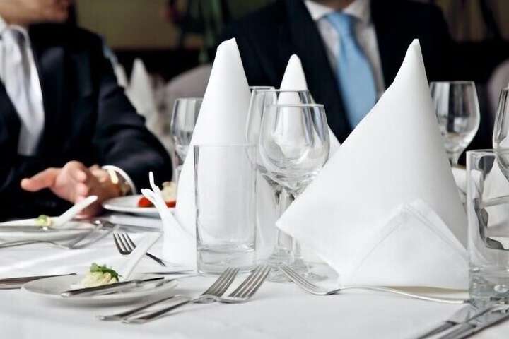 Dining 15 of 30