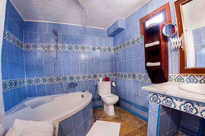Room 29 of 52