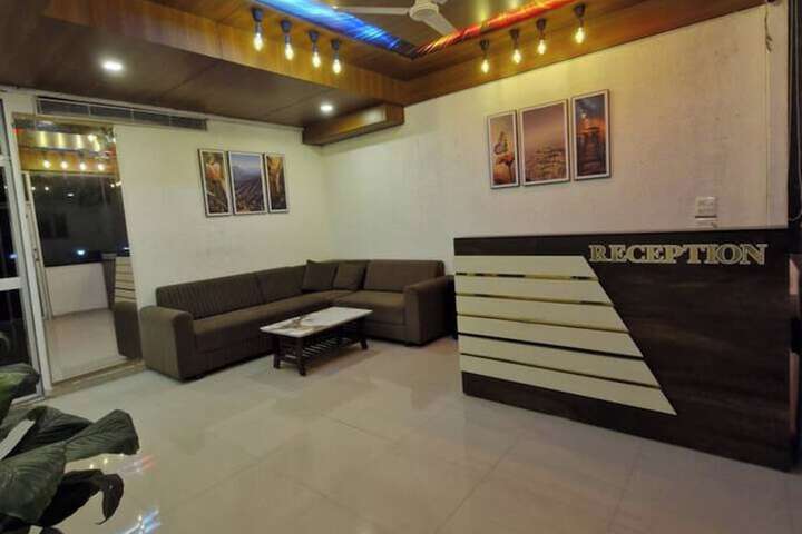 Hotel Interior 4 of 83