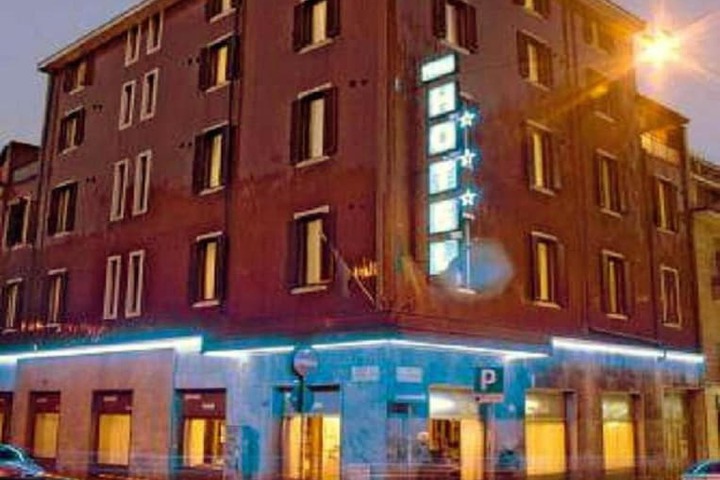Front of property - evening/night