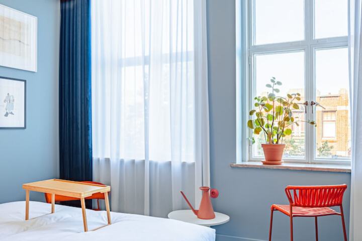 Room 31 of 65
