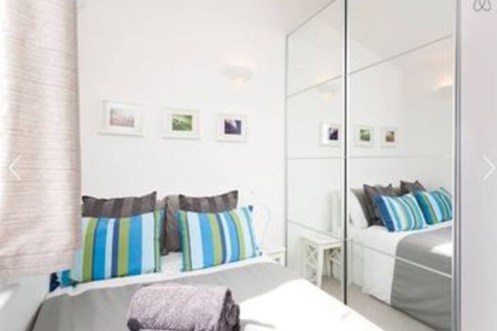 Room 10 of 15