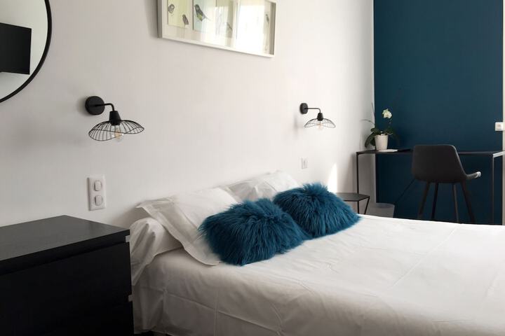 Room 15 of 36