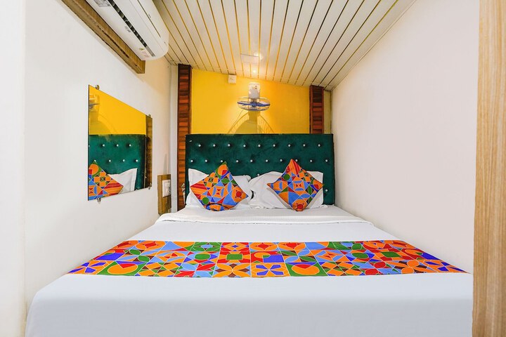 Room 14 of 27