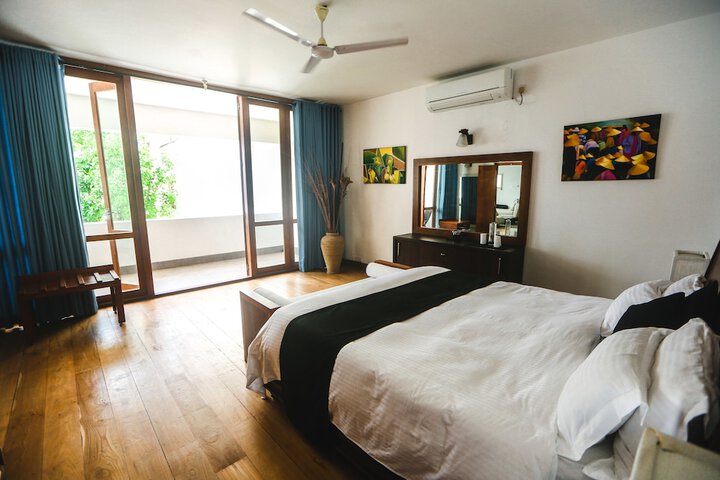 Room 14 of 43