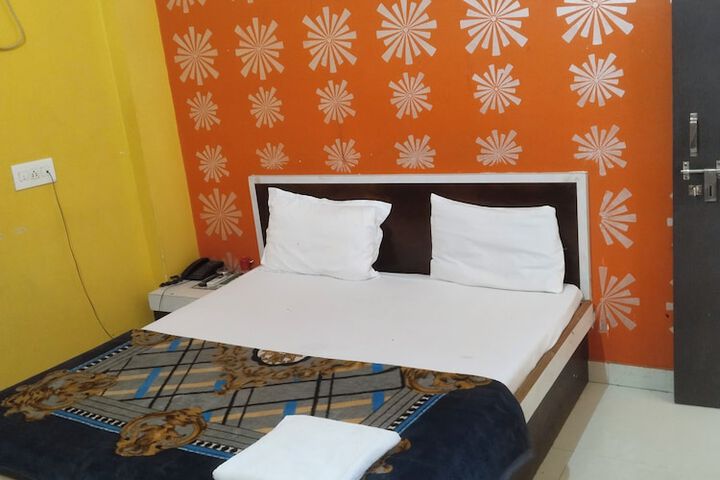 Room 16 of 27