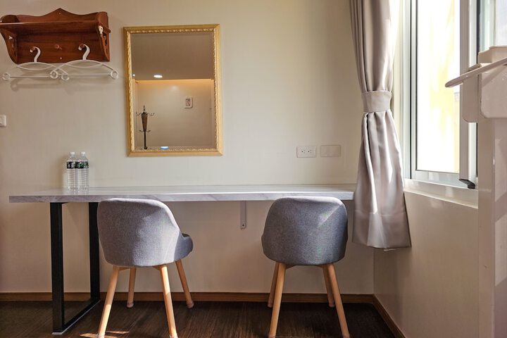 Room 35 of 81